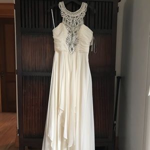 Beautiful ivory gown